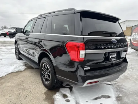 More photos of 2024 Ford Expedition XLT at Braden Chrysler Dodge Jeep Ram, OH
