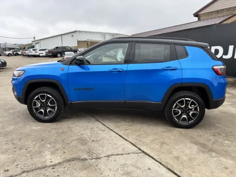 More photos of 2026 Jeep Compass Trailhawk at Braden Chrysler Dodge Jeep Ram, OH