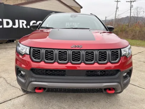 Photos of 2026 Jeep Compass Trailhawk for sale in Gallipolis, OH at Braden Chrysler Dodge Jeep Ram