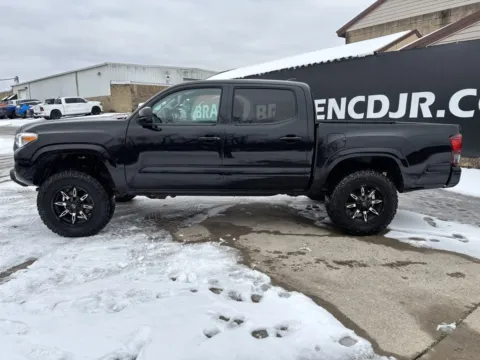 More photos of 2022 Toyota Tacoma at Braden Chrysler Dodge Jeep Ram, OH
