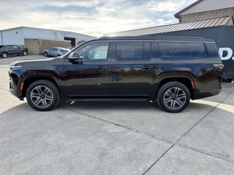 More photos of 2026 Jeep Grand Wagoneer L 4x4 at Braden Chrysler Dodge Jeep Ram, OH