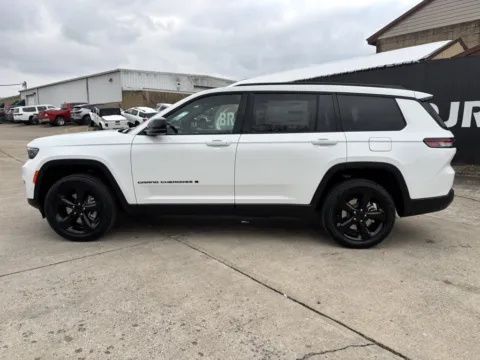 More photos of 2025 Jeep Grand Cherokee L Limited at Braden Chrysler Dodge Jeep Ram, OH
