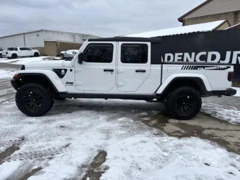 More photos of 2022 Jeep Gladiator Willys at Braden Chrysler Dodge Jeep Ram, OH