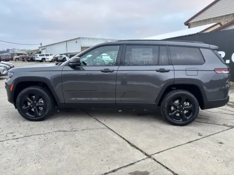 More photos of 2025 Jeep Grand Cherokee L Limited at Braden Chrysler Dodge Jeep Ram, OH