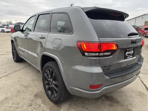 More photos of 2022 Jeep Grand Cherokee WK Laredo X at Braden Chrysler Dodge Jeep Ram, OH