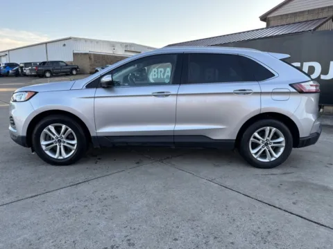 More photos of 2019 Ford Edge SEL at Braden Chrysler Dodge Jeep Ram, OH