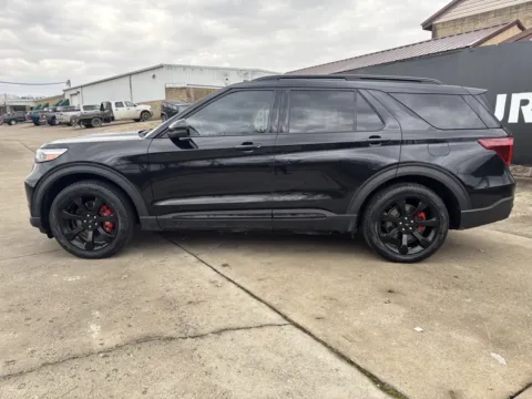 More photos of 2020 Ford Explorer ST at Braden Chrysler Dodge Jeep Ram, OH