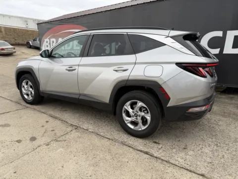 More photos of 2023 Hyundai Tucson SEL at Braden Chrysler Dodge Jeep Ram, OH