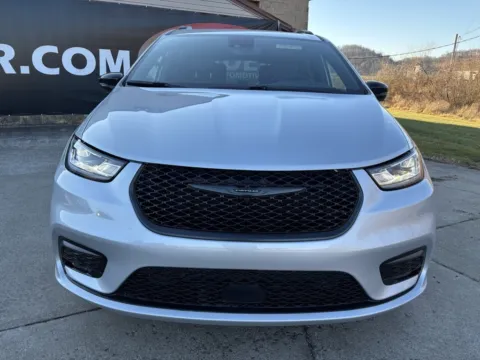 Photos of 2026 Chrysler Pacifica Select for sale in Gallipolis, OH at Braden Chrysler Dodge Jeep Ram