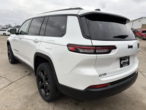 More photos of 2025 Jeep Grand Cherokee L Altitude X at Braden Chrysler Dodge Jeep Ram, OH