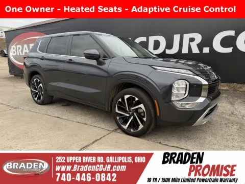 Gray 2024 Mitsubishi Outlander SE for sale in Gallipolis, OH