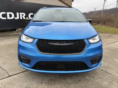 Photos of 2026 Chrysler Pacifica Select for sale in Gallipolis, OH at Braden Chrysler Dodge Jeep Ram