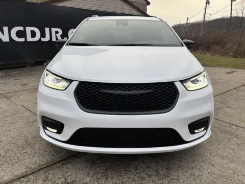 Photos of 2026 Chrysler Pacifica Select for sale in Gallipolis, OH at Braden Chrysler Dodge Jeep Ram