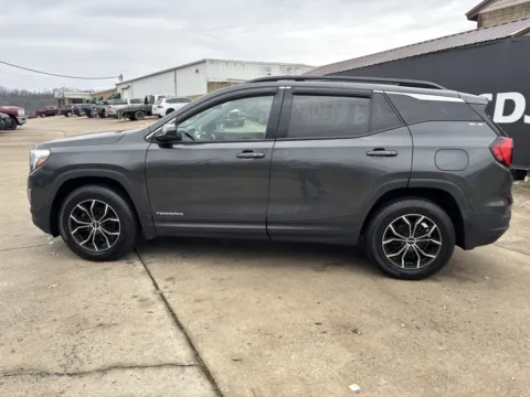 More photos of 2018 GMC Terrain SLE at Braden Chrysler Dodge Jeep Ram, OH