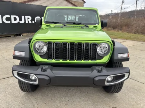 Photos of 2026 Jeep Gladiator Sport for sale in Gallipolis, OH at Braden Chrysler Dodge Jeep Ram