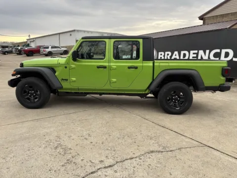 More photos of 2026 Jeep Gladiator Sport at Braden Chrysler Dodge Jeep Ram, OH