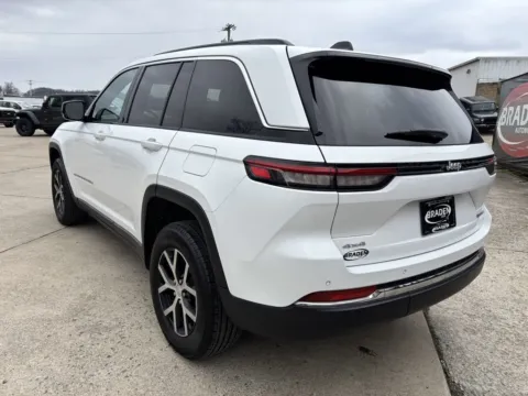 More photos of 2024 Jeep Grand Cherokee Limited at Braden Chrysler Dodge Jeep Ram, OH