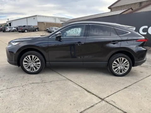 More photos of 2023 Toyota Venza at Braden Chrysler Dodge Jeep Ram, OH