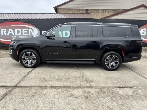 More photos of 2024 Jeep Wagoneer L Series II at Braden Chrysler Dodge Jeep Ram, OH