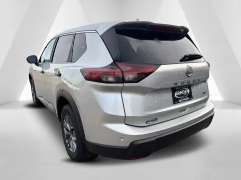 More photos of 2024 Nissan Rogue S at Braden Chrysler Dodge Jeep Ram, OH