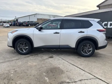 More photos of 2024 Nissan Rogue S at Braden Chrysler Dodge Jeep Ram, OH