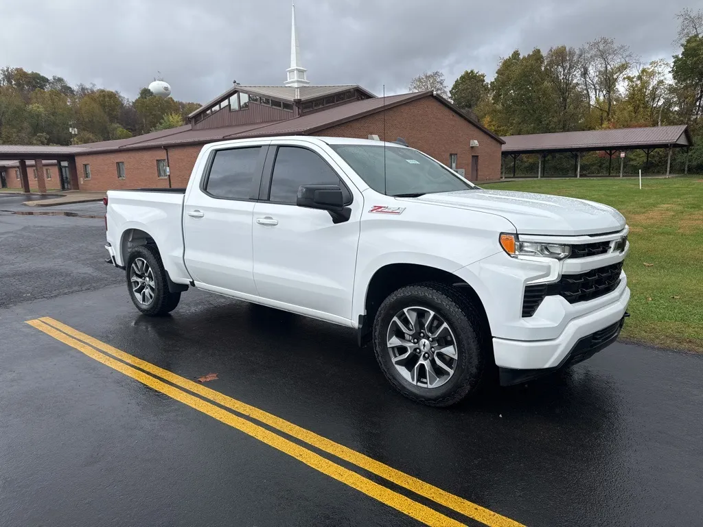 White 2023 Chevrolet Silverado 1500 RST for sale in Gallipolis, OH