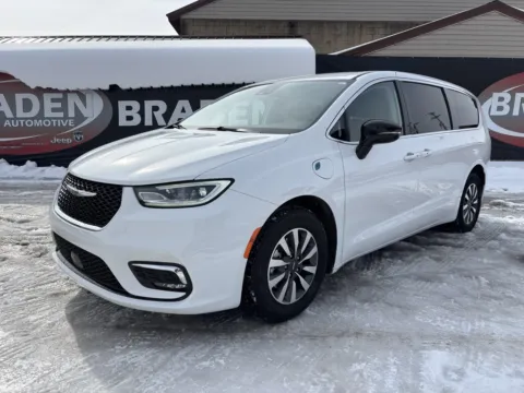 Another view of 2024 Chrysler Pacifica Hybrid Select for sale in Gallipolis, OH at Braden Chrysler Dodge Jeep Ram