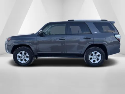 More photos of 2019 Toyota 4Runner SR5 at Braden Chrysler Dodge Jeep Ram, OH