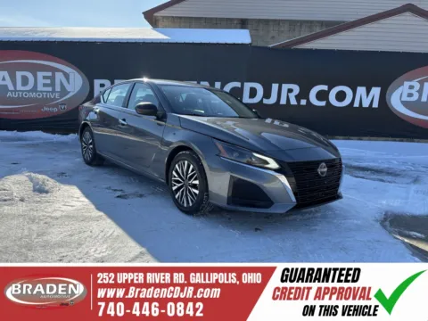 Gray 2024 Nissan Altima 2.5 SV for sale in Gallipolis, OH
