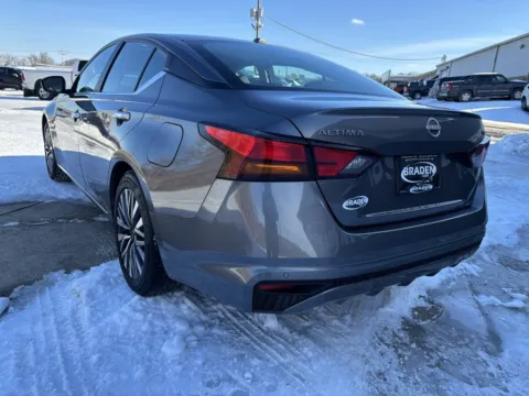 More photos of 2024 Nissan Altima 2.5 SV at Braden Chrysler Dodge Jeep Ram, OH