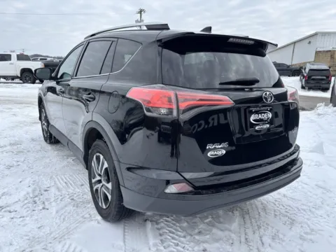 More photos of 2016 Toyota RAV4 LE at Braden Chrysler Dodge Jeep Ram, OH