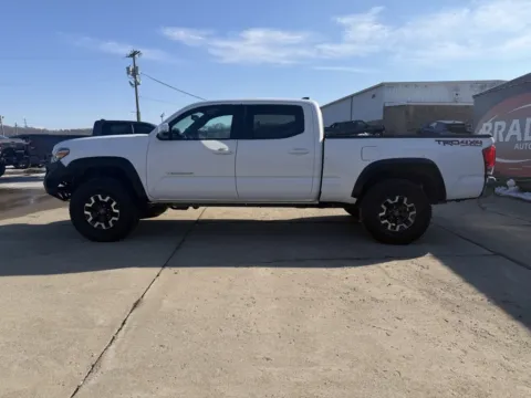More photos of 2017 Toyota Tacoma at Braden Chrysler Dodge Jeep Ram, OH