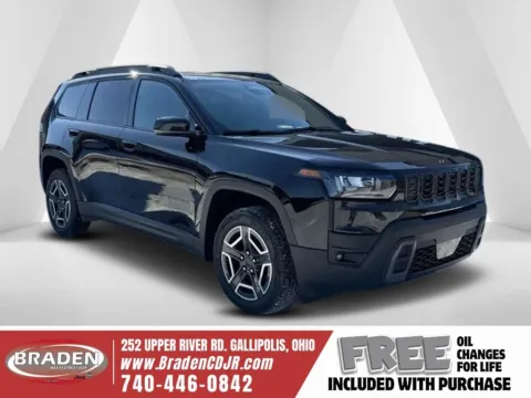 Black 2026 Jeep Cherokee Limited for sale in Gallipolis, OH