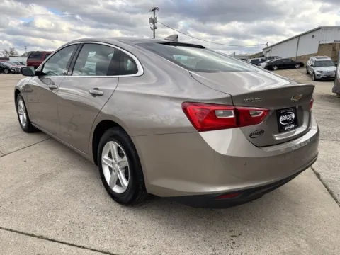 More photos of 2024 Chevrolet Malibu LT at Braden Chrysler Dodge Jeep Ram, OH