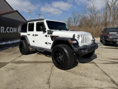 White 2022 Jeep Wrangler Unlimited Sport S for sale in Gallipolis, OH