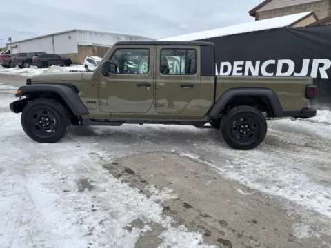 More photos of 2026 Jeep Gladiator Sport at Braden Chrysler Dodge Jeep Ram, OH