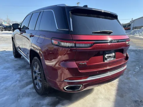 More photos of 2022 Jeep Grand Cherokee Summit at Braden Chrysler Dodge Jeep Ram, OH
