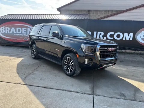 Black 2021 GMC Yukon AT4 for sale in Gallipolis, OH
