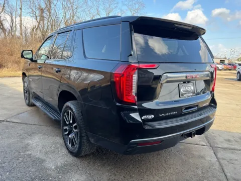 More photos of 2021 GMC Yukon AT4 at Braden Chrysler Dodge Jeep Ram, OH