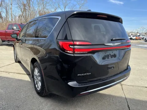 More photos of 2024 Chrysler Pacifica Touring L at Braden Chrysler Dodge Jeep Ram, OH