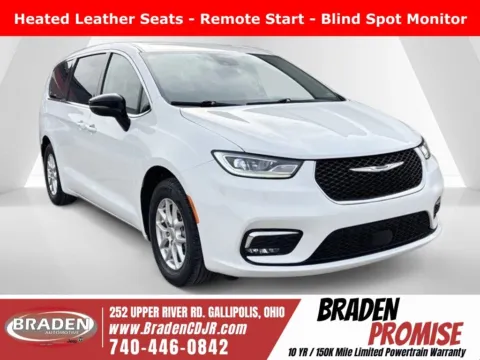 White 2024 Chrysler Pacifica Touring L for sale in Gallipolis, OH