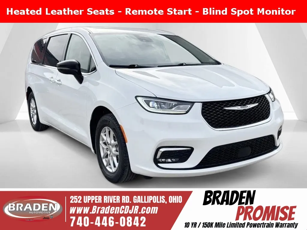 White 2024 Chrysler Pacifica Touring L for sale in Gallipolis, OH