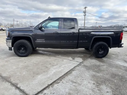 More photos of 2016 GMC Sierra 1500 SLE at Braden Chrysler Dodge Jeep Ram, OH