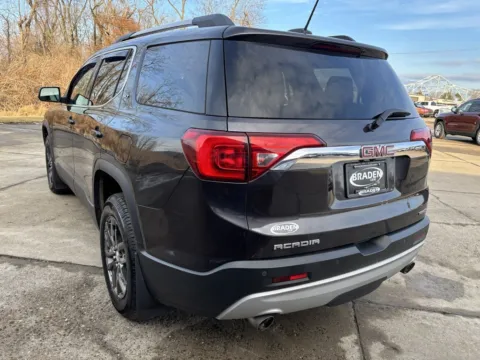 More photos of 2018 GMC Acadia SLT-1 at Braden Chrysler Dodge Jeep Ram, OH