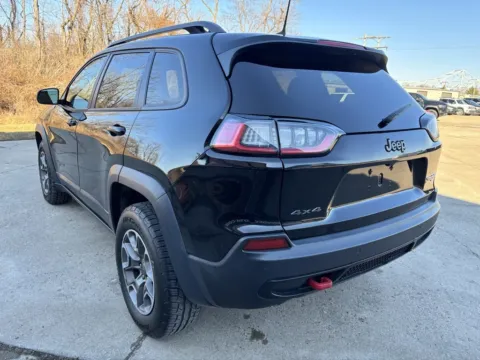 More photos of 2021 Jeep Cherokee Trailhawk at Braden Chrysler Dodge Jeep Ram, OH