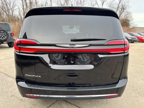 More photos of 2024 Chrysler Pacifica Touring L at Braden Chrysler Dodge Jeep Ram, OH