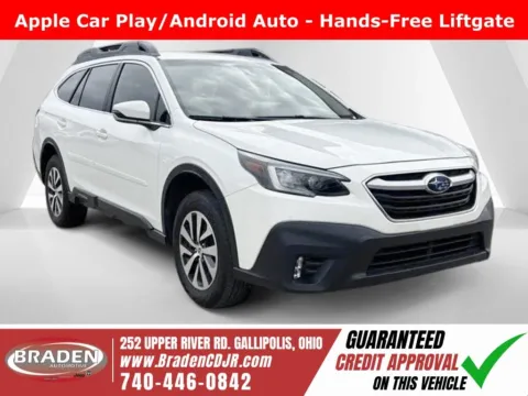 White 2022 Subaru Outback Premium for sale in Gallipolis, OH