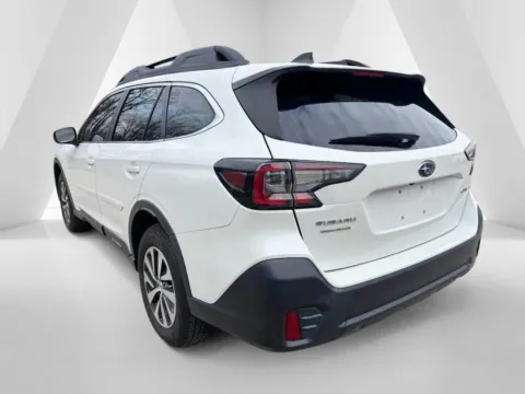 More photos of 2022 Subaru Outback Premium at Braden Chrysler Dodge Jeep Ram, OH
