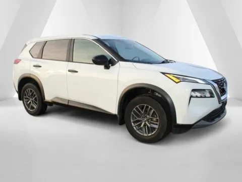 White 2023 Nissan Rogue S for sale in Gallipolis, OH