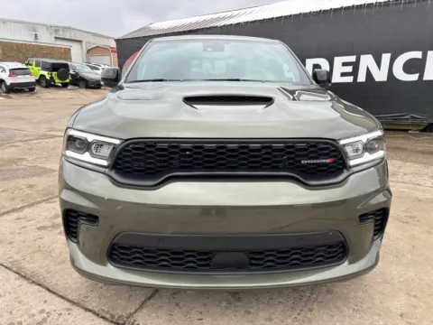 Photos of 2026 Dodge Durango GT Plus HEMI V8 for sale in Gallipolis, OH at Braden Chrysler Dodge Jeep Ram